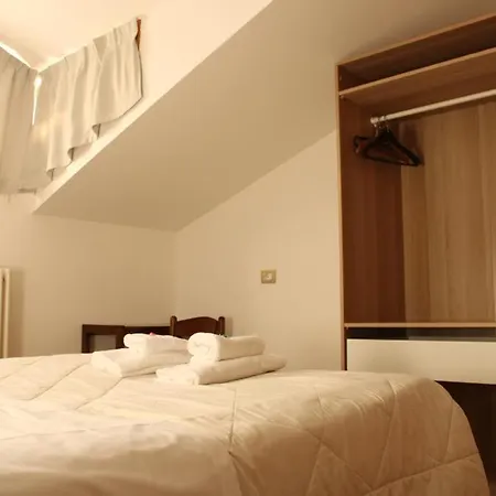 Hotel Al